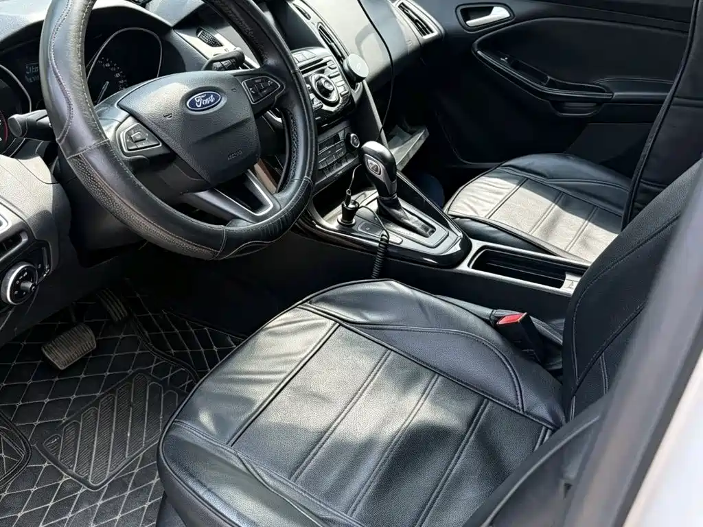 Ford Focus — миниатюра 15