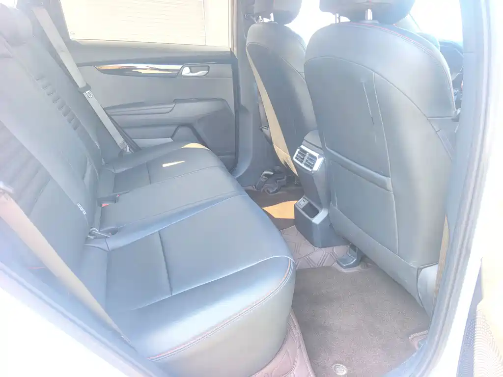 Kia Sportage — миниатюра 10