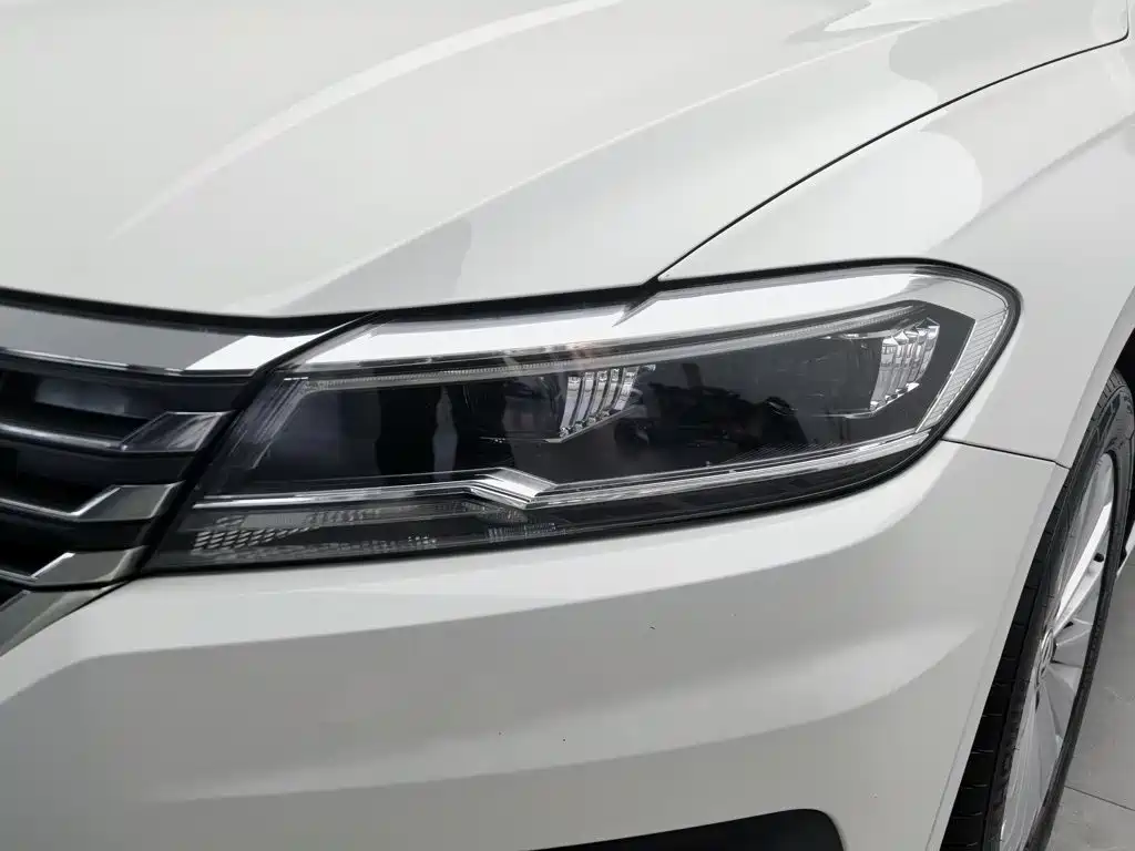 Volkswagen Lavida — миниатюра 7