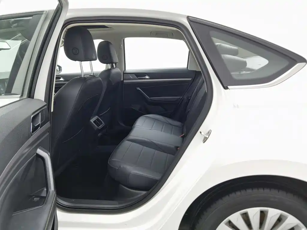 Volkswagen Lavida — миниатюра 15