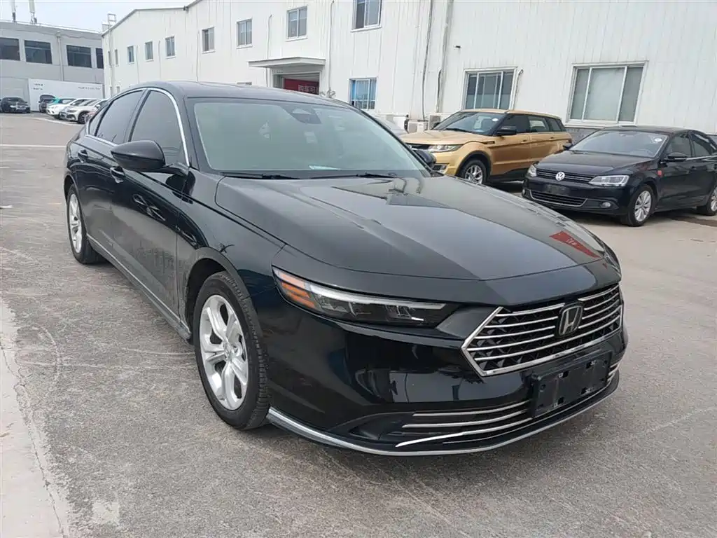 Honda Accord 2023 260TURBO Smart