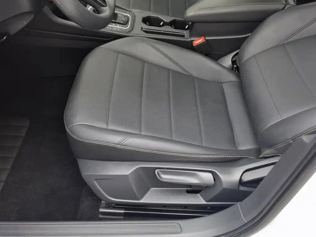 Volkswagen Lavida — миниатюра 20