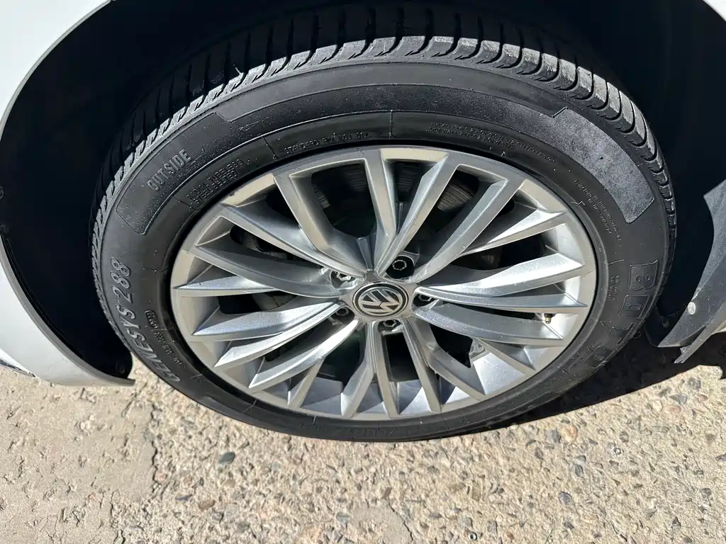 Volkswagen CC — миниатюра 9