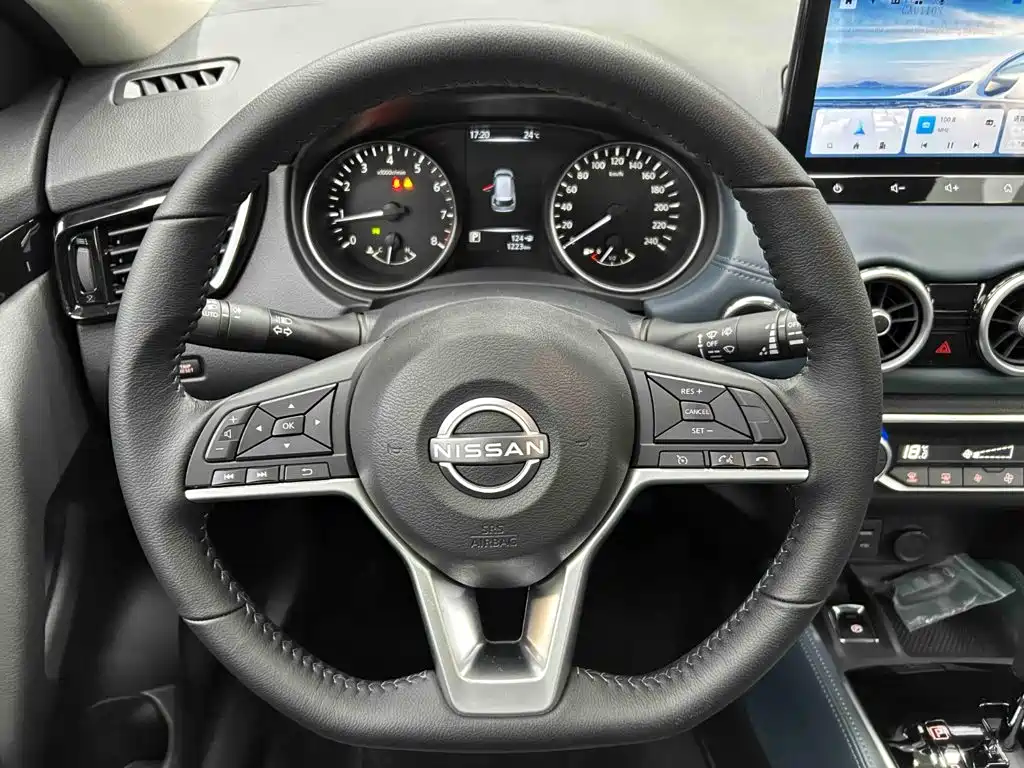 Nissan X-Trail — миниатюра 8
