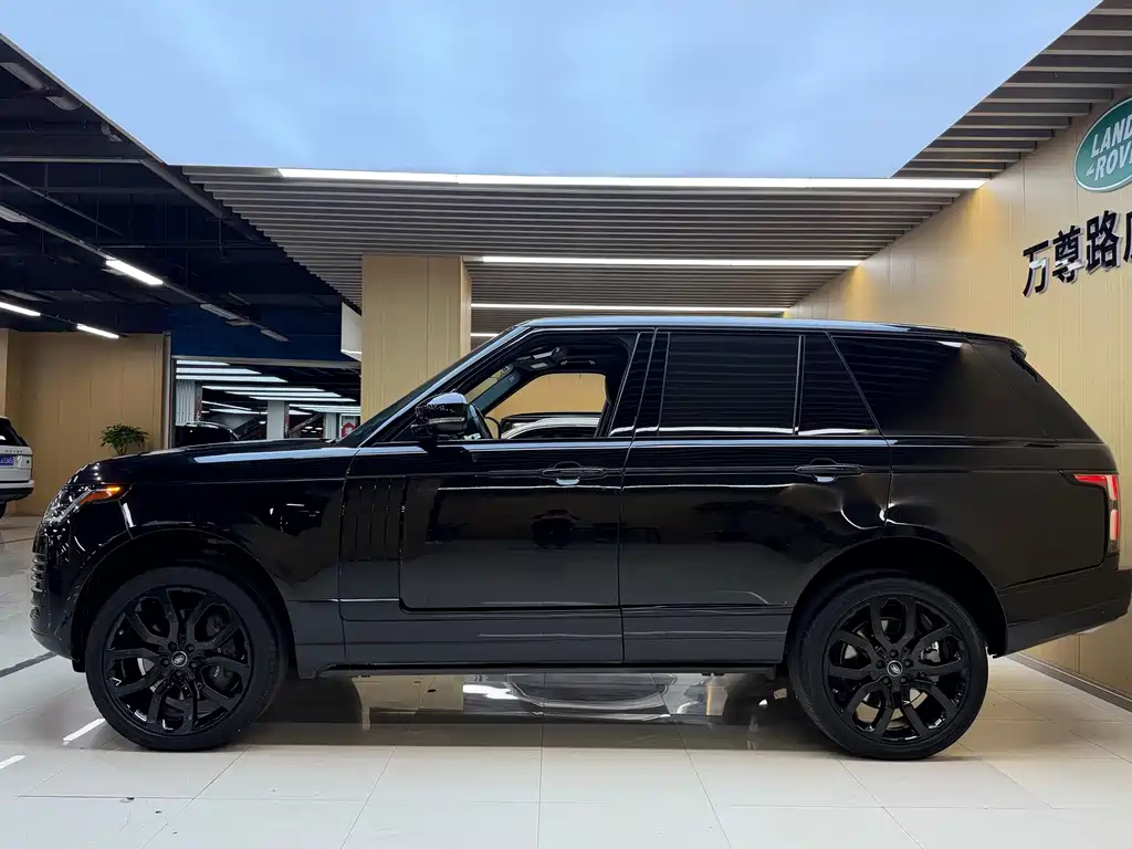 Land Rover Range Rover — миниатюра 4