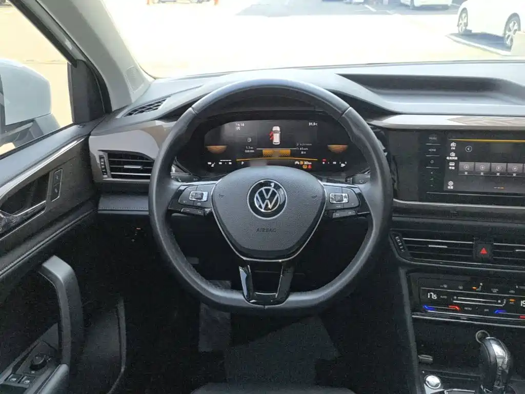 Volkswagen Tharu — миниатюра 11