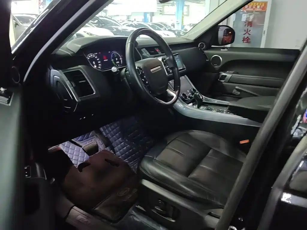 Land Rover Sport PHEV — миниатюра 16