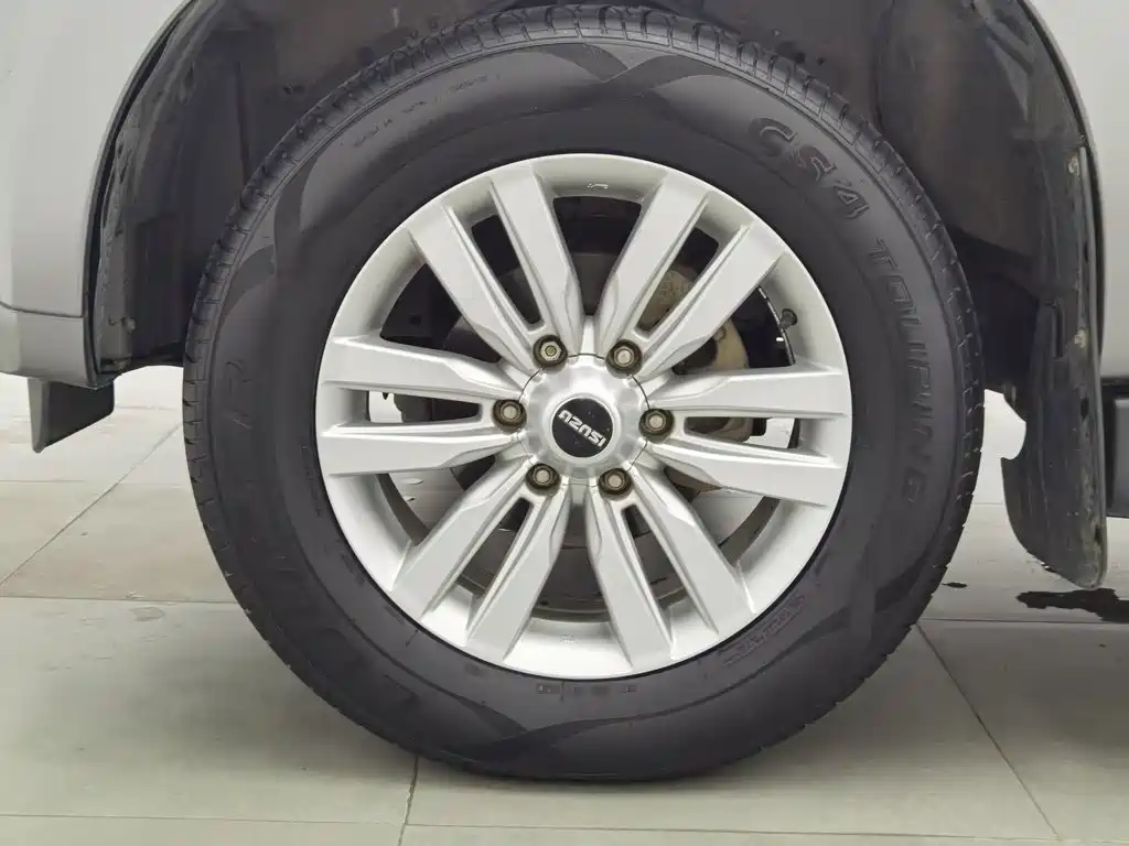 Isuzu MU-X — миниатюра 17