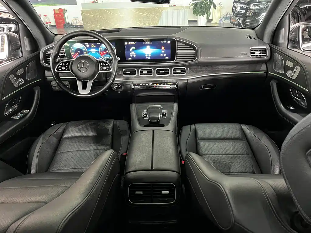 Mercedes-Benz GLE (Import) — миниатюра 13
