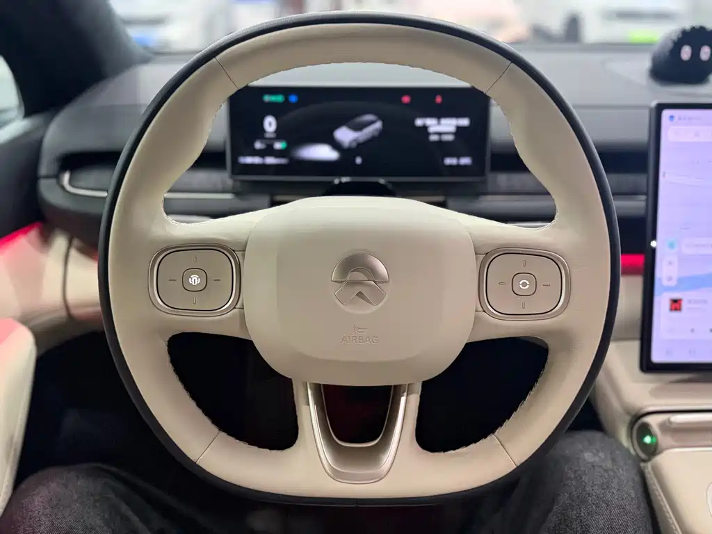 NIO ES6 — миниатюра 9