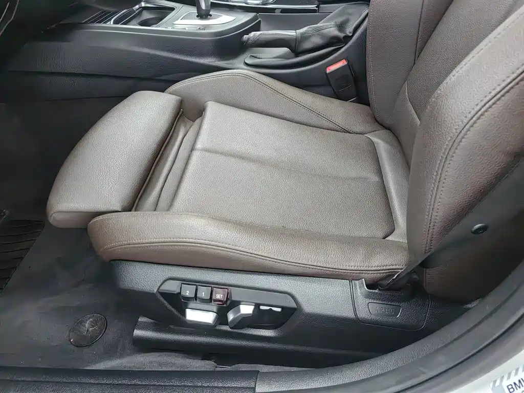 BMW 3 Series — миниатюра 20