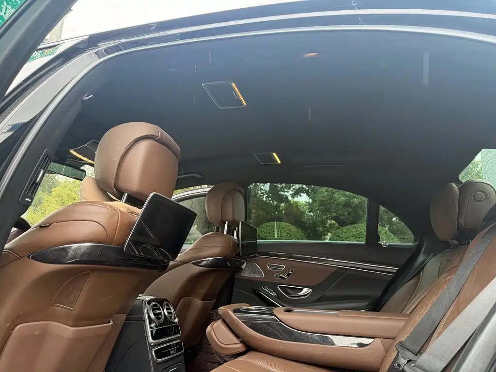 Mercedes-Benz S-Class — миниатюра 8