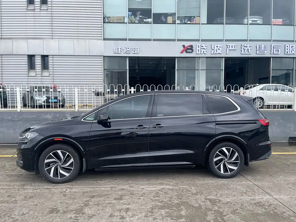 Volkswagen Viloran 2022 380TSI