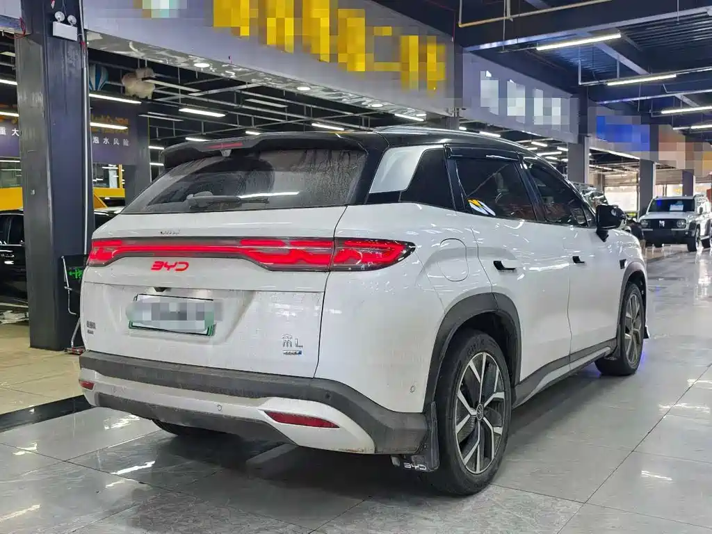 BYD L DM-i — миниатюра 6