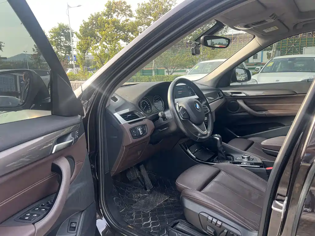 BMW X1 — миниатюра 5