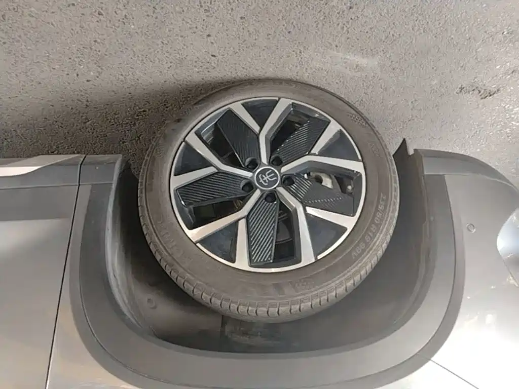 BYD L DM-i — миниатюра 23
