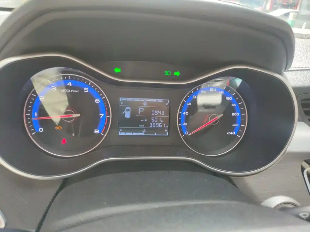 Geely Vision — миниатюра 4