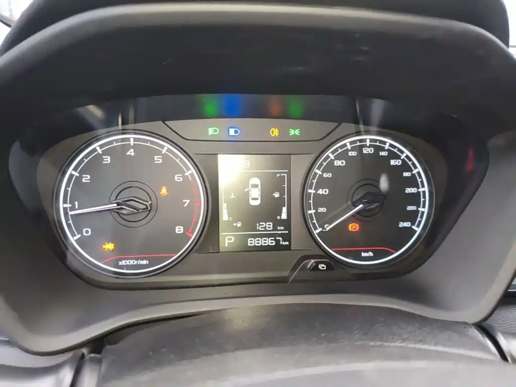 Geely Vision X3 — миниатюра 12