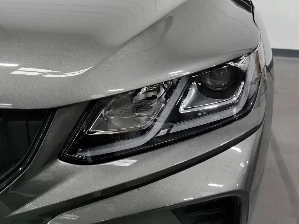 Geely Binyue — миниатюра 7
