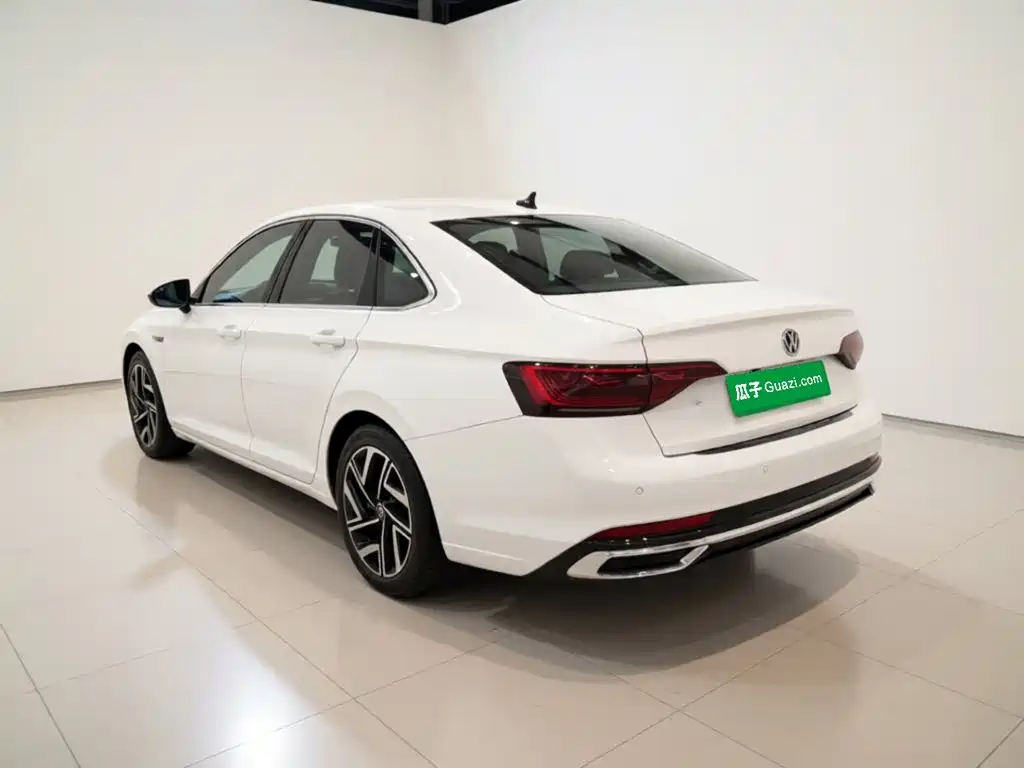 Volkswagen Sagitar — миниатюра 25