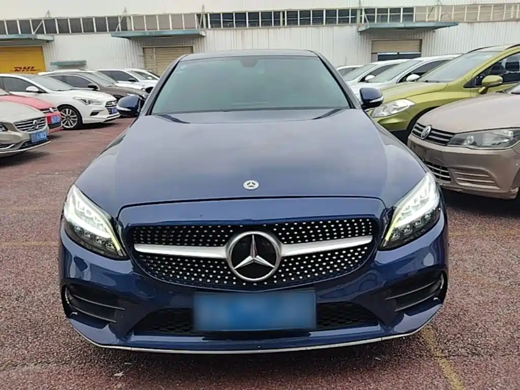 Mercedes-Benz C-Class — миниатюра 3