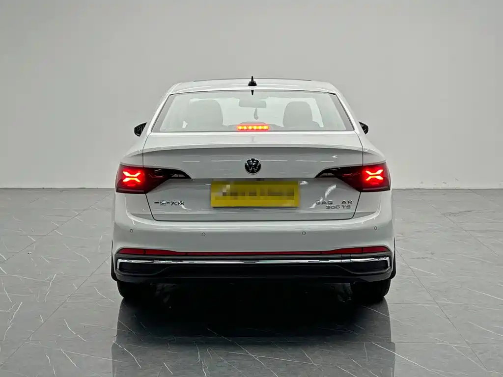 Volkswagen Sagitar — миниатюра 5
