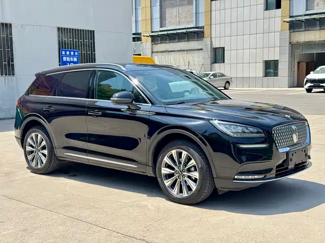 2022 Lincoln Aviator