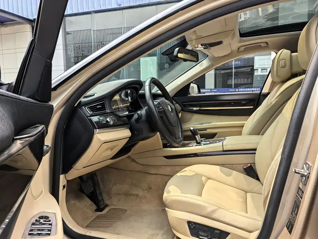 BMW 7 Series 7 2009 740Li Luxury
