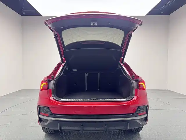 Audi Q3 Sportback — миниатюра 12