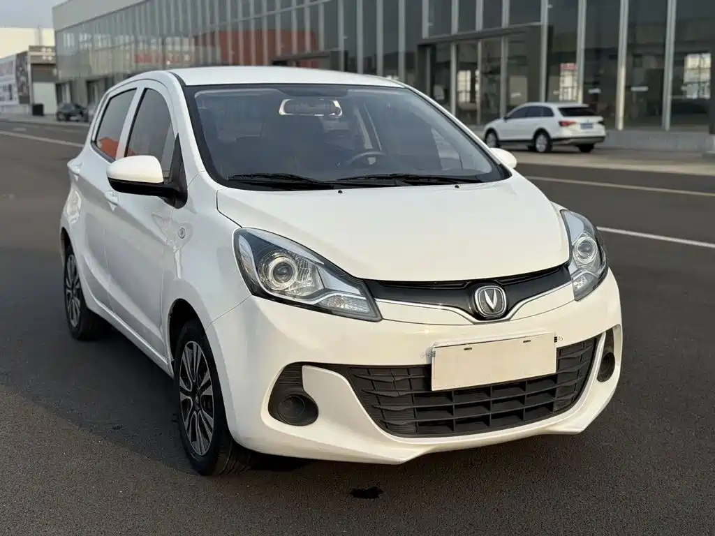 Changan Benben E-Star — миниатюра 3
