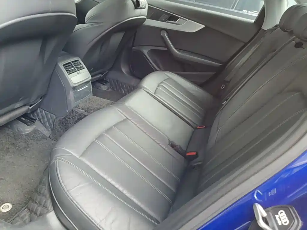 Audi A4L — миниатюра 17