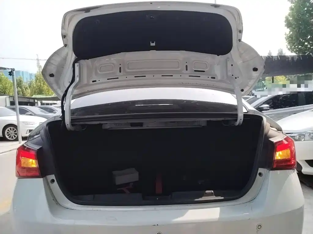 Chery Arrizo 5 — миниатюра 19