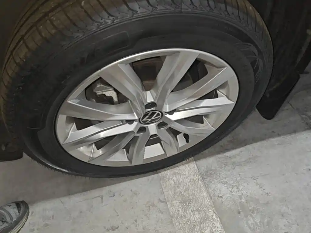 Volkswagen T-Roc — миниатюра 23