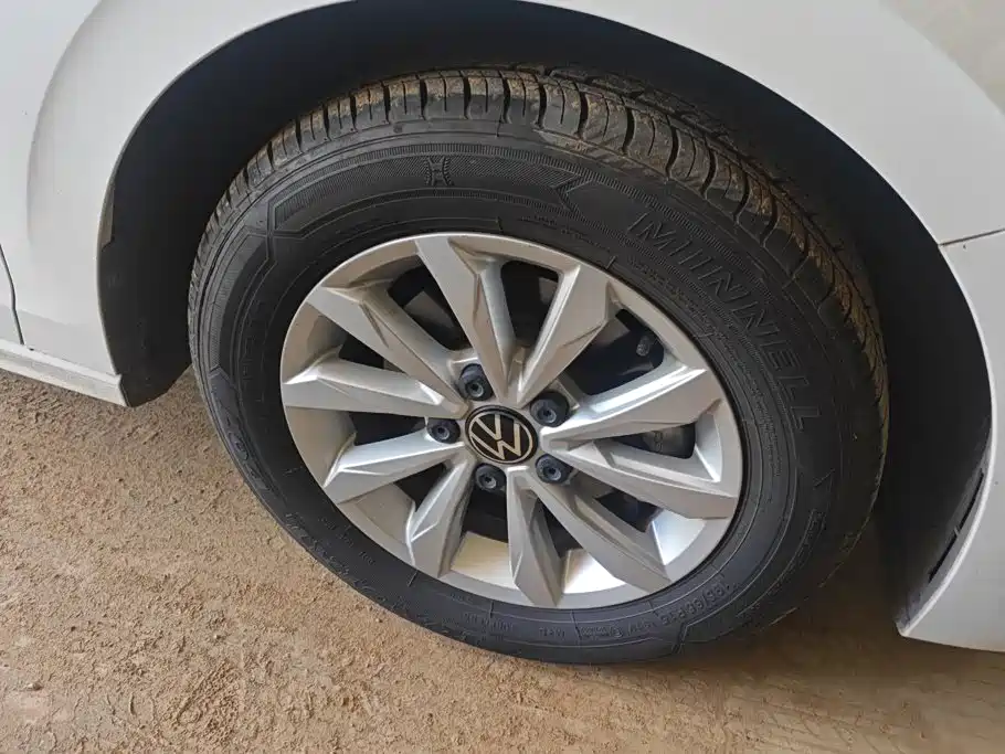 Volkswagen Bora — миниатюра 6