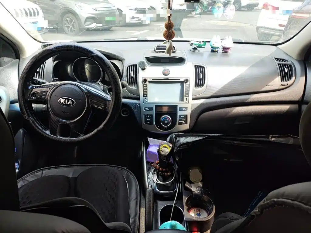 Kia Forte — миниатюра 10