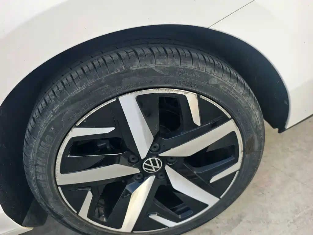 Volkswagen Lamando — миниатюра 11