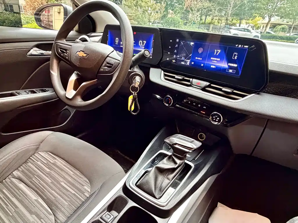 Chevrolet Monza — миниатюра 16