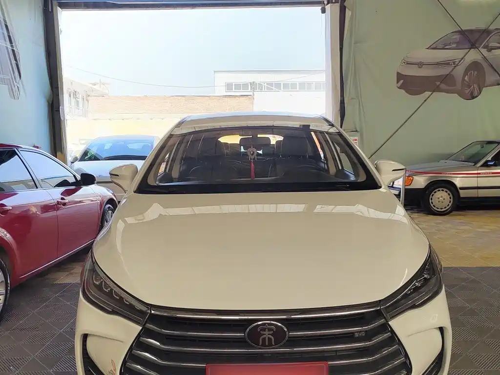 BYD MAX — миниатюра 6