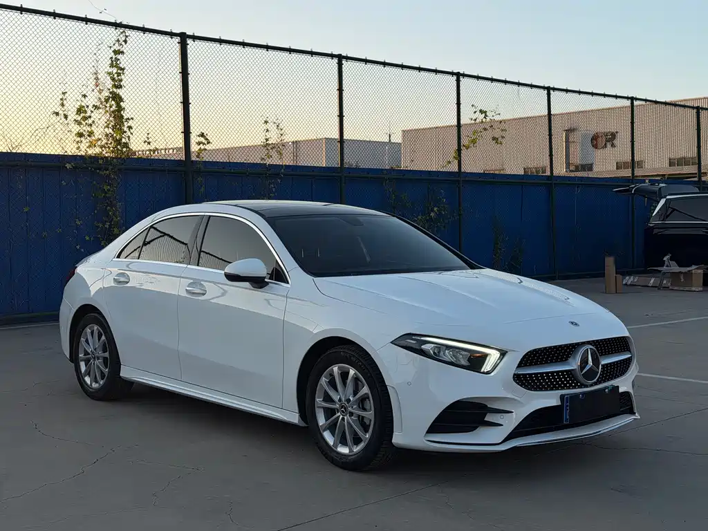 Mercedes-Benz A-Class — миниатюра 3