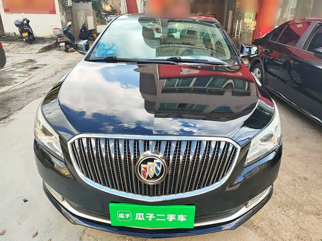 Buick LaCrosse — миниатюра 3