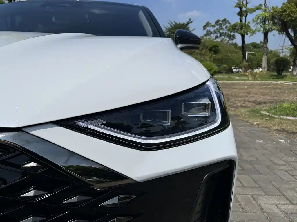 Chery Arrizo 8 PRO — миниатюра 8