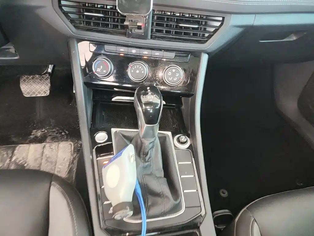 Volkswagen Sagitar — миниатюра 14