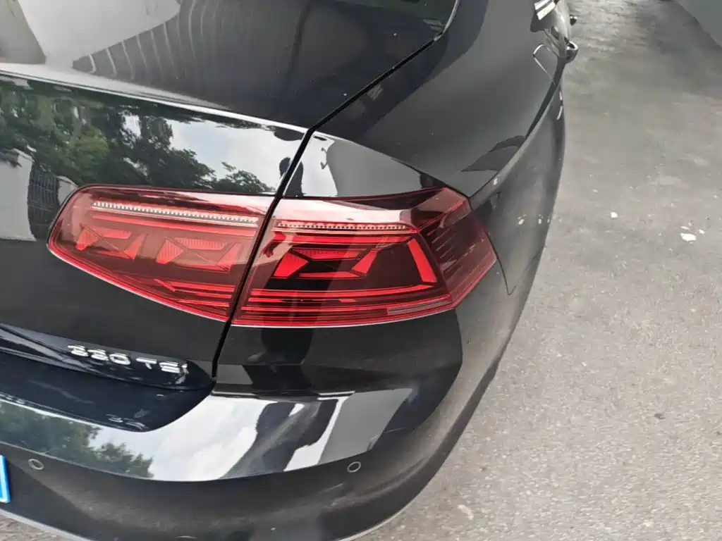 Volkswagen Magotan 2023 200 330TSI DSG Luxury