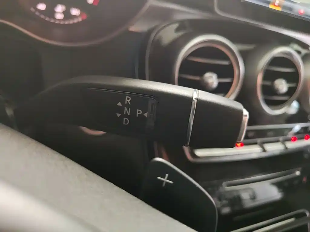 Mercedes-Benz GLC — миниатюра 14