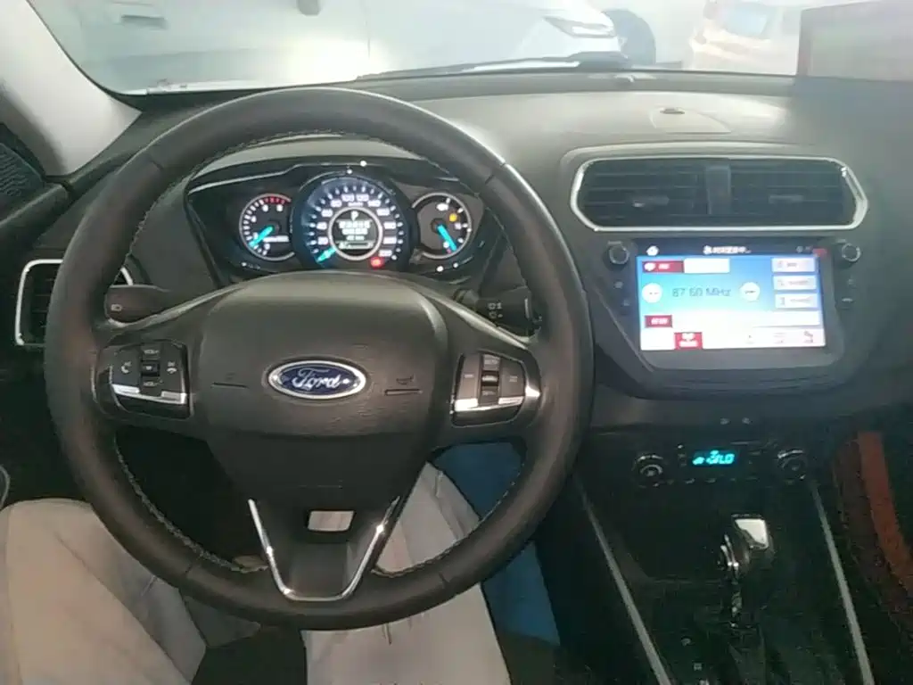 Ford Escort — миниатюра 10