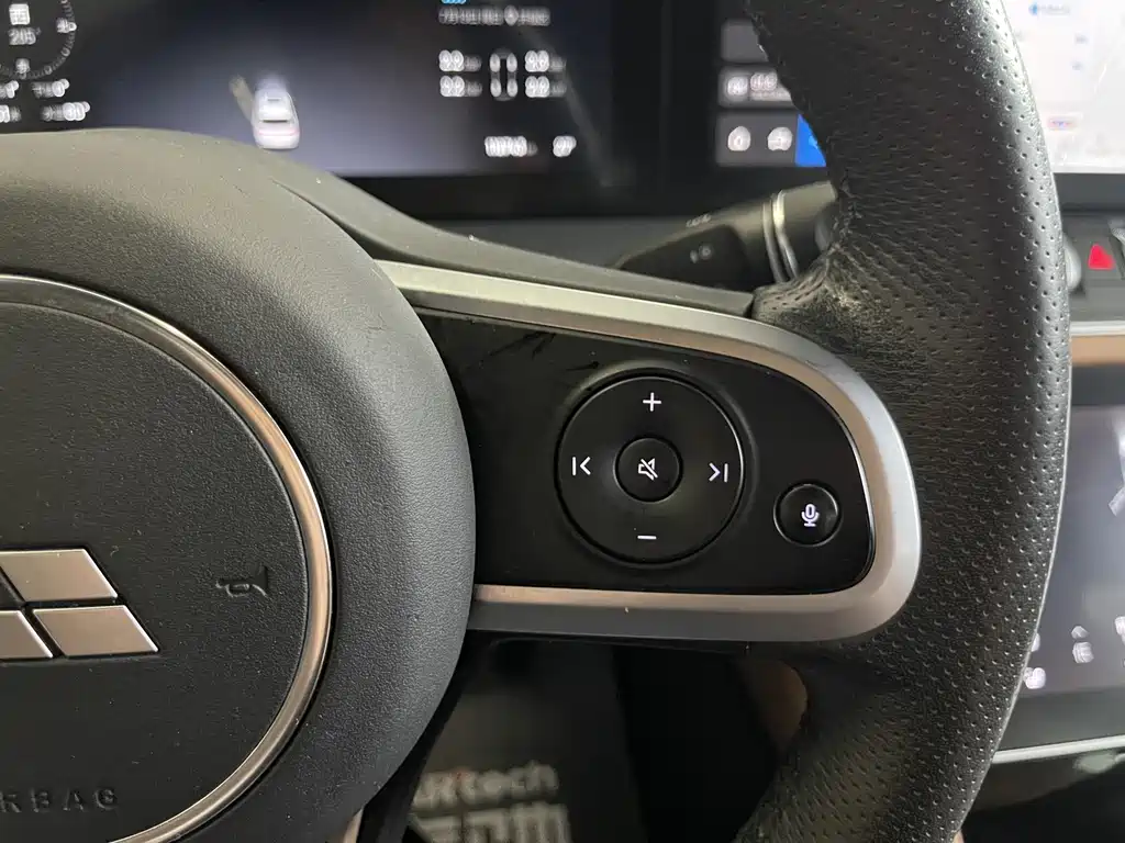 Li Auto Li ONE — миниатюра 24
