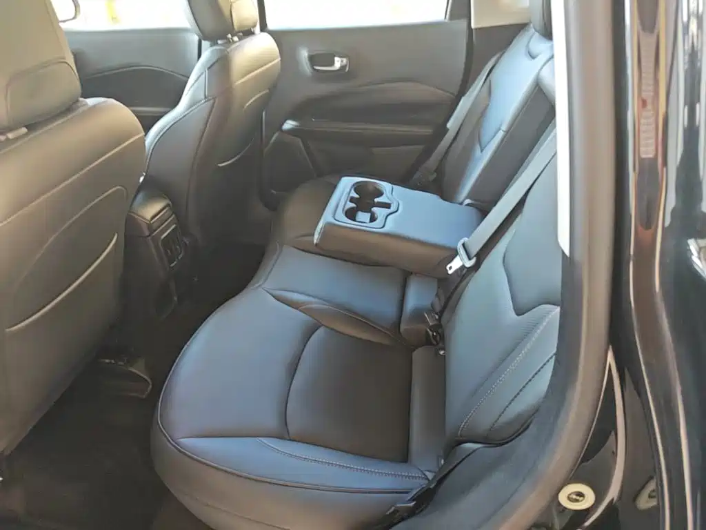 Jeep Compass — миниатюра 17