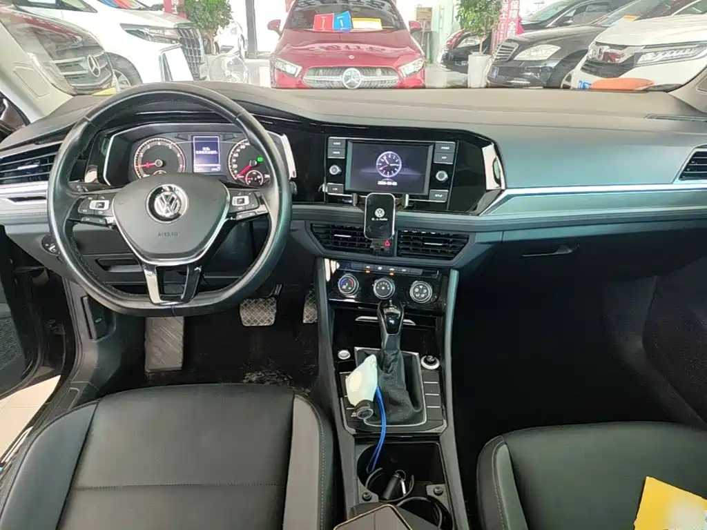 Volkswagen Sagitar — миниатюра 10