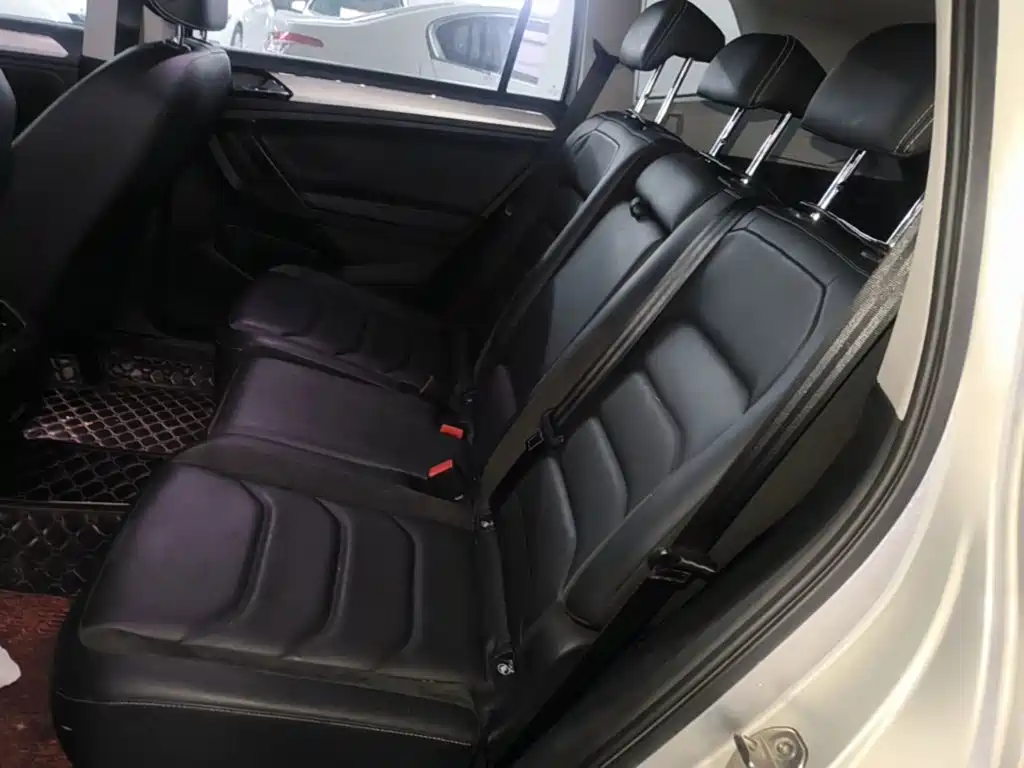 Volkswagen Tiguan L — миниатюра 17
