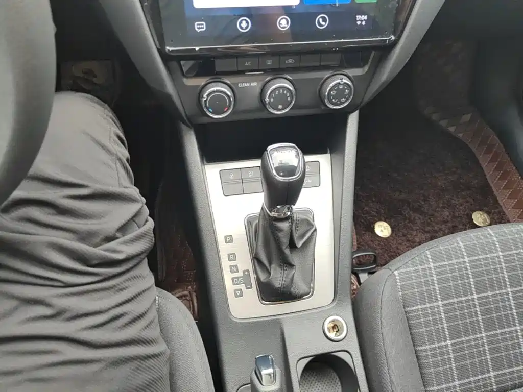 Skoda Octavia — миниатюра 14